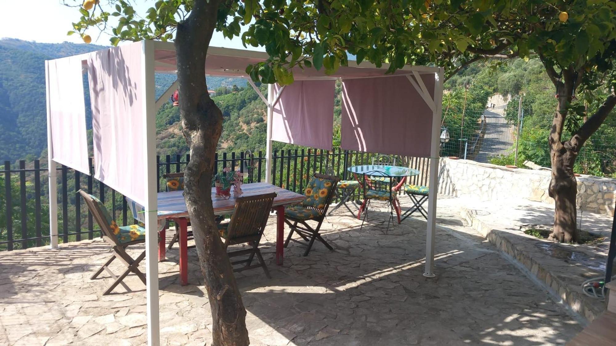 Hotel Loft Rosa Con Terrazza, Bagno Privato E Doccia Esterna Cannicchio Exterior foto